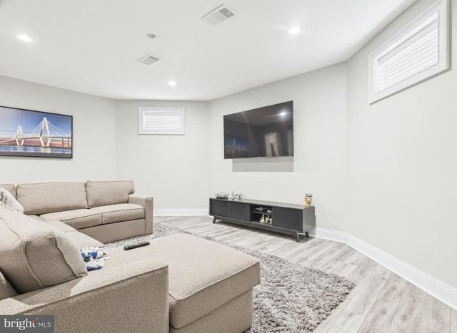 38565 PIGGOTT BOTTOM, Hamilton, VA 20158