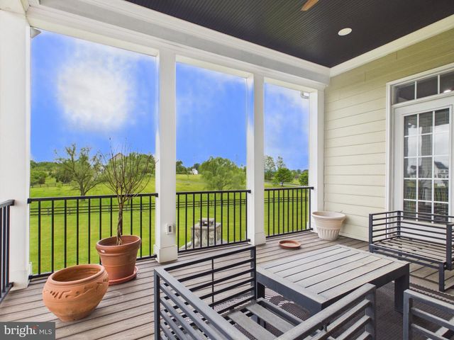 38565 PIGGOTT BOTTOM, Hamilton, VA 20158