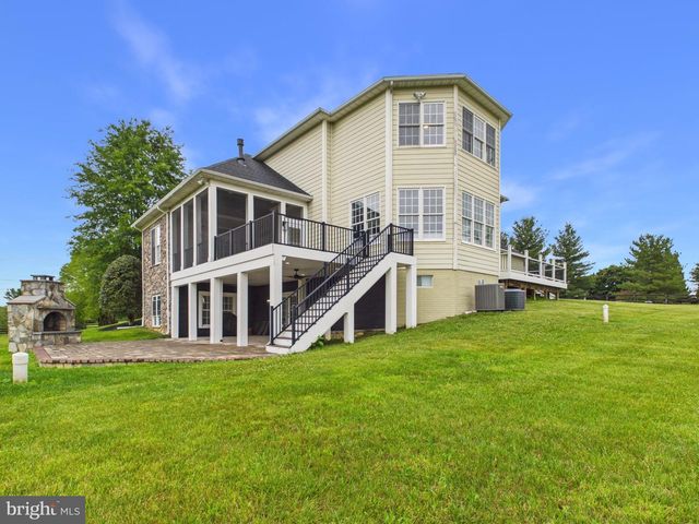 38565 PIGGOTT BOTTOM, Hamilton, VA 20158