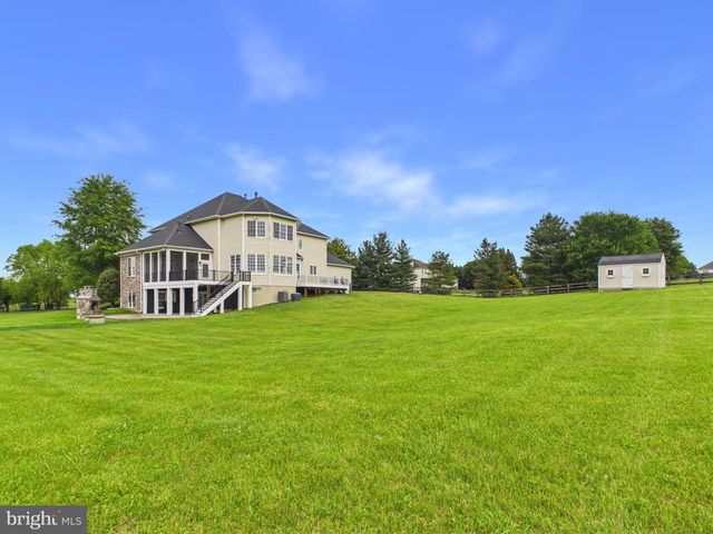 38565 PIGGOTT BOTTOM, Hamilton, VA 20158