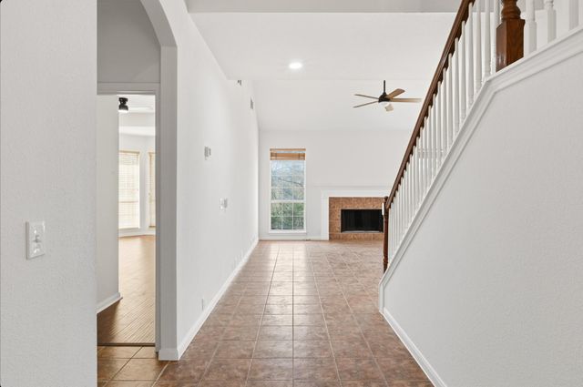 11316 Cdearcliffe DR, Austin, TX 78750