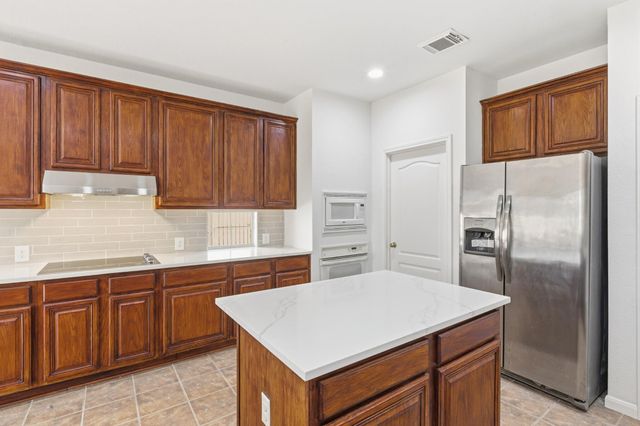 11316 Cdearcliffe DR, Austin, TX 78750