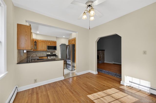 3 Woodmere Avenue, Glenwood Landing, NY 11547