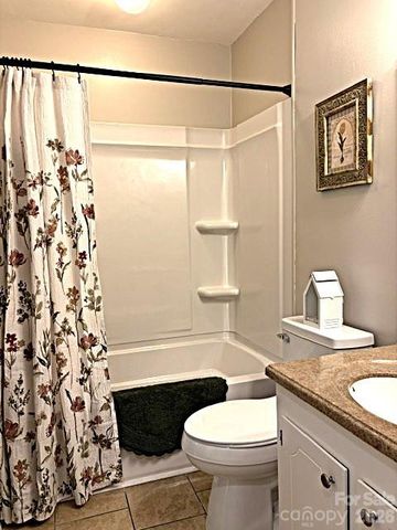 4617 Oakwood Circle, Gastonia, NC 28056