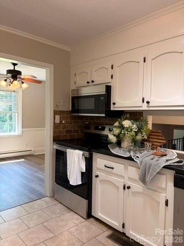 4617 Oakwood Circle, Gastonia, NC 28056