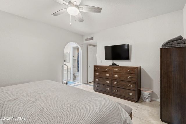 2469 N Ironwood Ridge Drive, Tucson, AZ 85745
