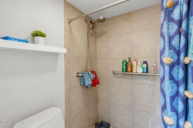 2469 N Ironwood Ridge Drive, Tucson, AZ 85745