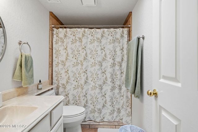 2469 N Ironwood Ridge Drive, Tucson, AZ 85745