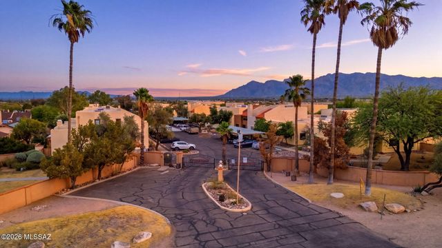 2469 N Ironwood Ridge Drive, Tucson, AZ 85745