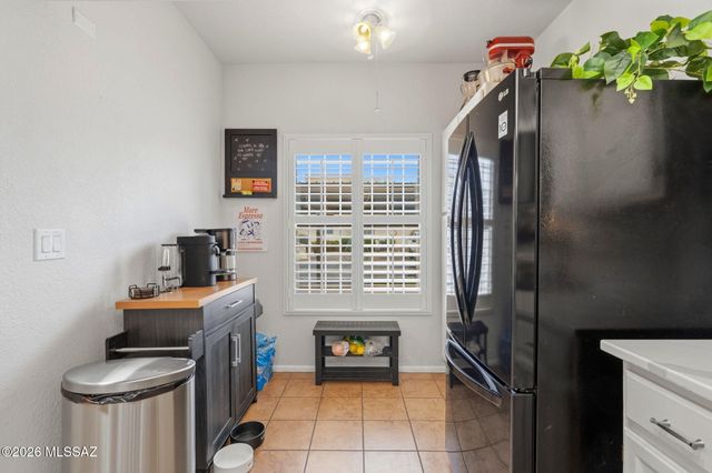 2469 N Ironwood Ridge Drive, Tucson, AZ 85745