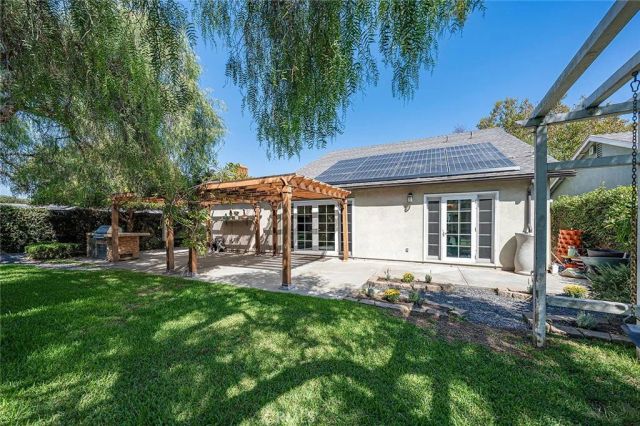 17221 Berlin Lane, Huntington Beach, CA 92649