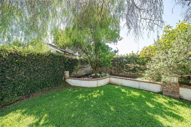 17221 Berlin Lane, Huntington Beach, CA 92649