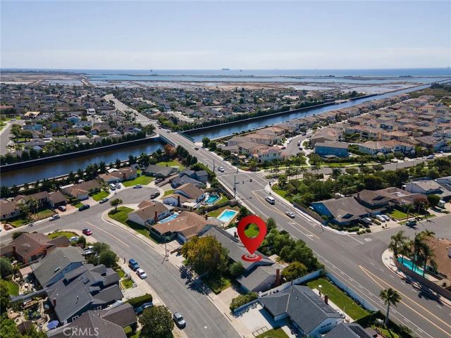 17221 Berlin Lane, Huntington Beach, CA 92649
