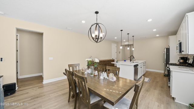 75565 BLACKBIRD Drive, Yulee, FL 32097