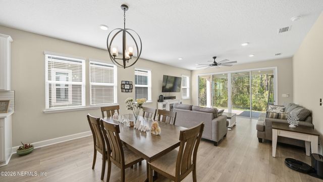 75565 BLACKBIRD Drive, Yulee, FL 32097