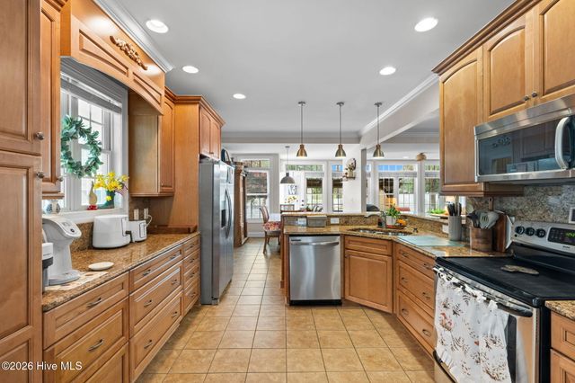 832 S Shore Drive, Boiling Spring Lakes, NC 28461