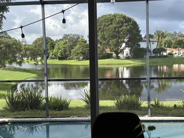 7647 Rockport Circle, Lake Worth, FL 33467