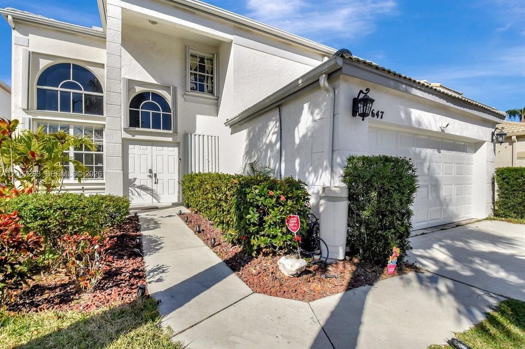 7647 Rockport Circle, Lake Worth, FL 33467