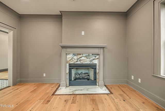 1025 Fairmount Avenue, Bristol, VA 24201