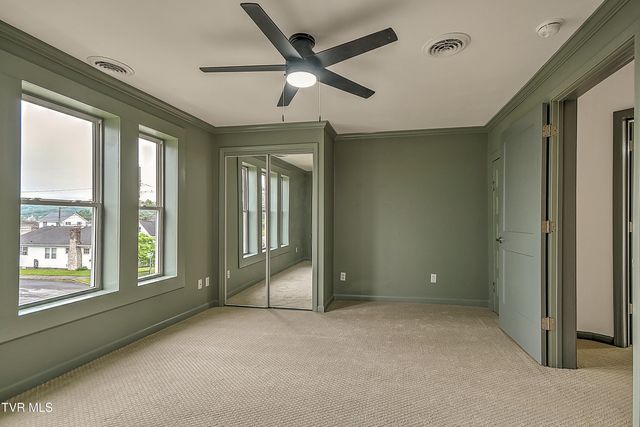 1025 Fairmount Avenue, Bristol, VA 24201