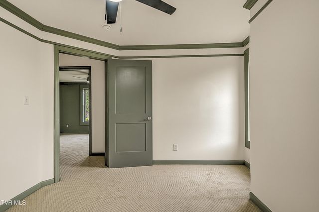 1025 Fairmount Avenue, Bristol, VA 24201