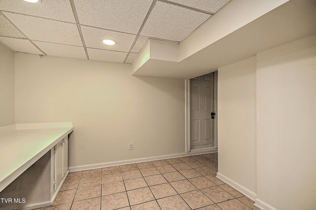 1025 Fairmount Avenue, Bristol, VA 24201