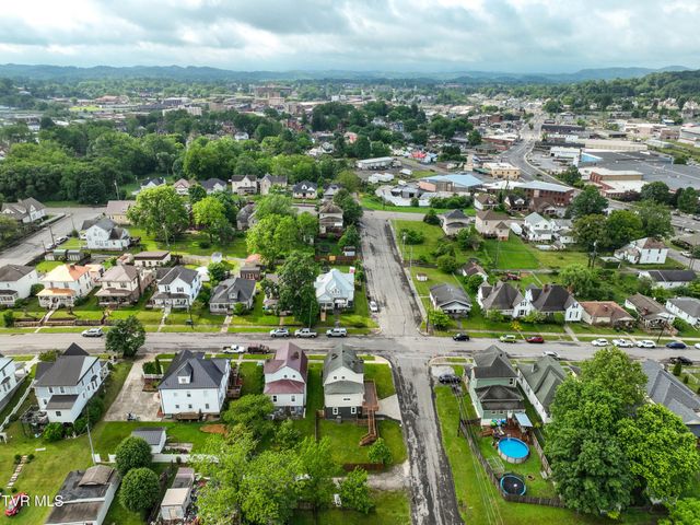 1025 Fairmount Avenue, Bristol, VA 24201