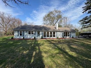 23836 N Echo Lake Road, Lake Zurich, IL 60047