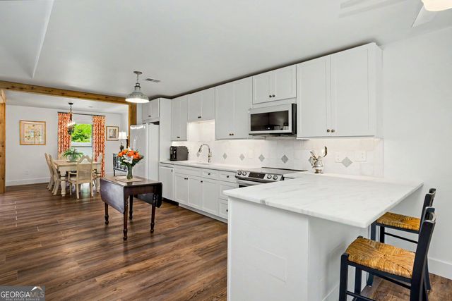 117 Lakeside Drive, Peachtree City, GA 30269