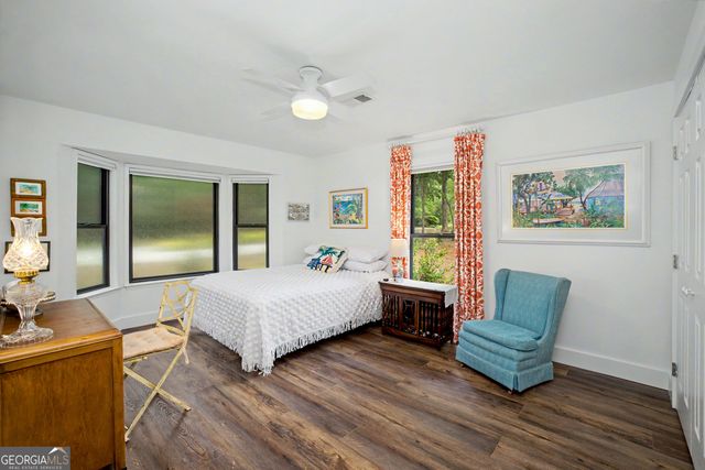 117 Lakeside Drive, Peachtree City, GA 30269
