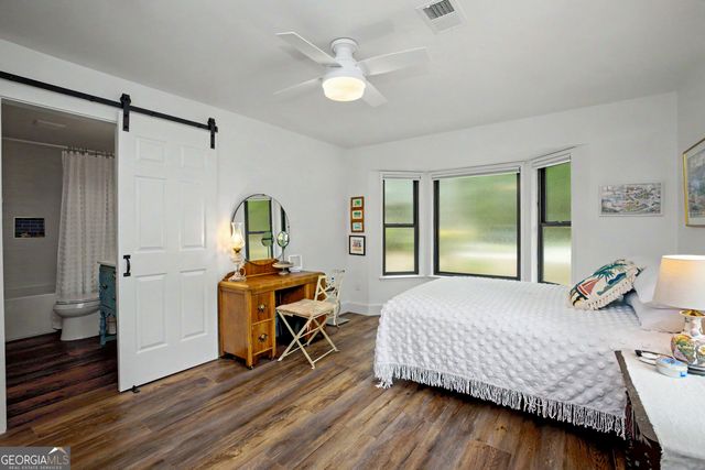 117 Lakeside Drive, Peachtree City, GA 30269