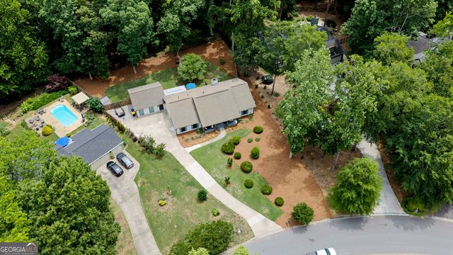 117 Lakeside Drive, Peachtree City, GA 30269