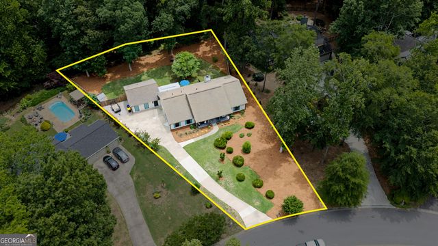 117 Lakeside Drive, Peachtree City, GA 30269