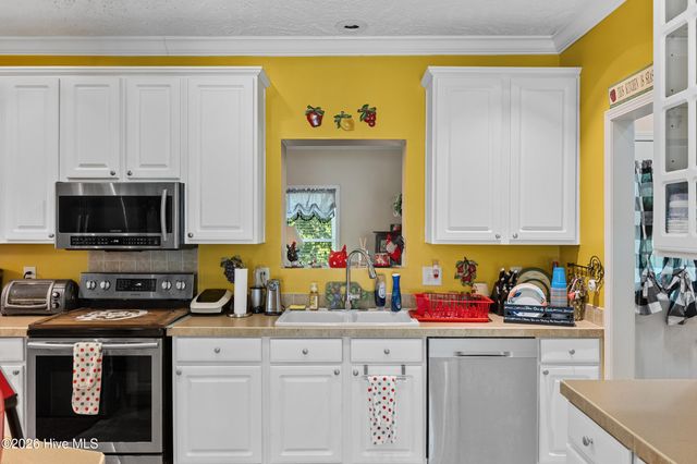 3332 Belt Road, Castle Hayne, NC 28429