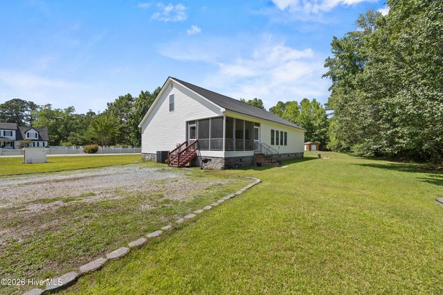 3332 Belt Road, Castle Hayne, NC 28429