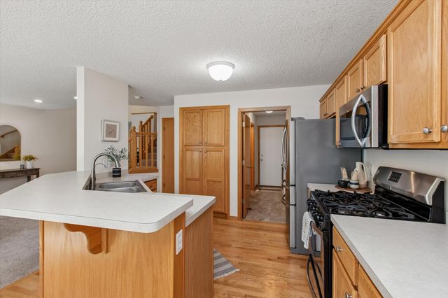 1783 Talon Trail, Eagan, MN 55122