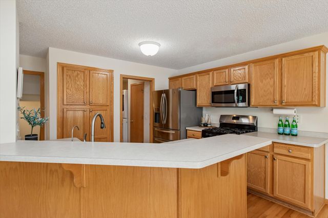 1783 Talon Trail, Eagan, MN 55122