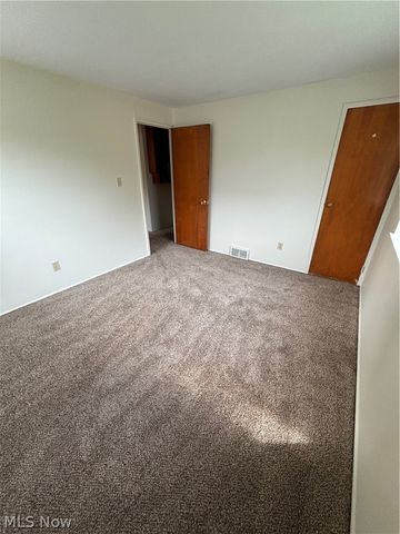4058 Fulton Boulevard, Cleveland, OH 44144