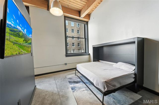 901 Washington Avenue 305, St Louis, MO 63101