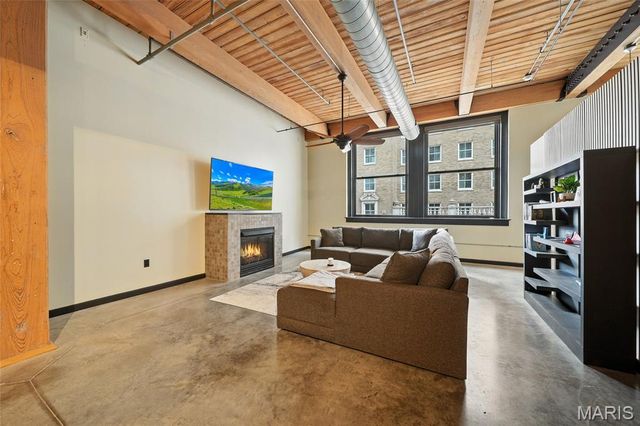 901 Washington Avenue 305, St Louis, MO 63101