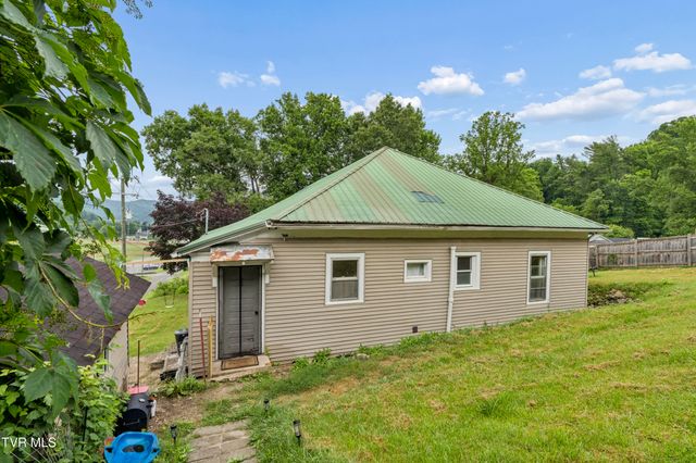 210 Florida Avenue, Erwin, TN 37650