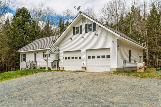 296 Creamery Road, Ryegate, VT 05046