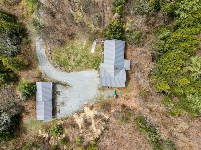 296 Creamery Road, Ryegate, VT 05046