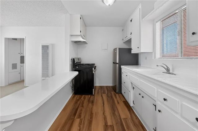 207 Baltimore Avenue, Huntington Beach, CA 92648