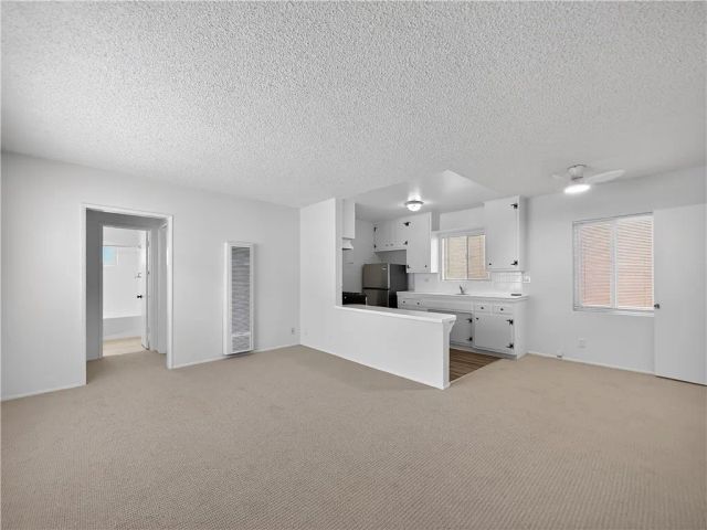 207 Baltimore Avenue, Huntington Beach, CA 92648