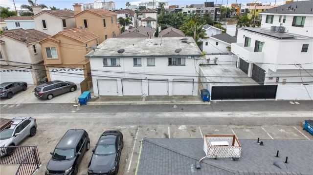 207 Baltimore Avenue, Huntington Beach, CA 92648