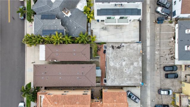 207 Baltimore Avenue, Huntington Beach, CA 92648