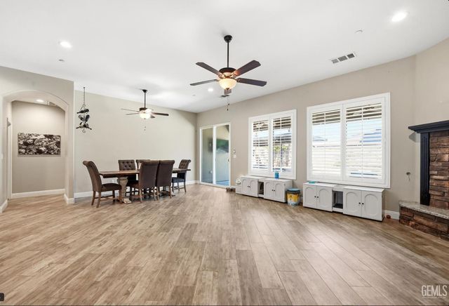 15128 Juneberry Court, Bakersfield, CA 93314
