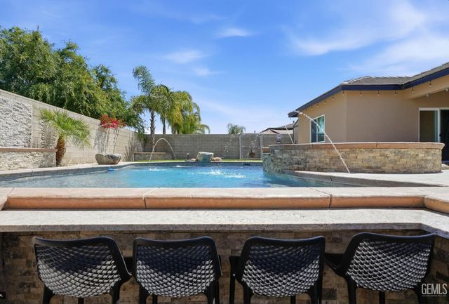 15128 Juneberry Court, Bakersfield, CA 93314