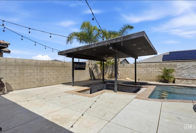15128 Juneberry Court, Bakersfield, CA 93314